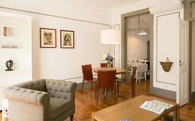 Trendy And Super Central Apartment 21 By Lisbonne Collection